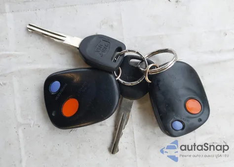 2003 Subaru Forester Xs из США, поврежденный, VIN JF1SG65663H725215